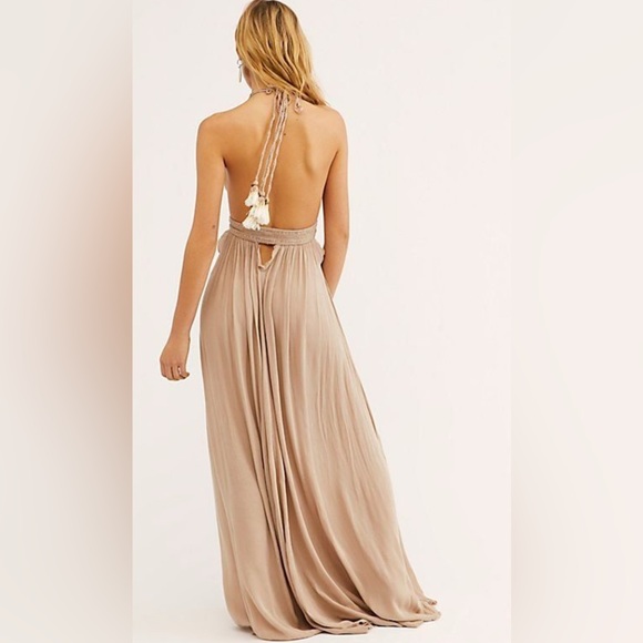 ⭐️Free People Look Into the Sun Maxi Dress - Picture 2 of 10